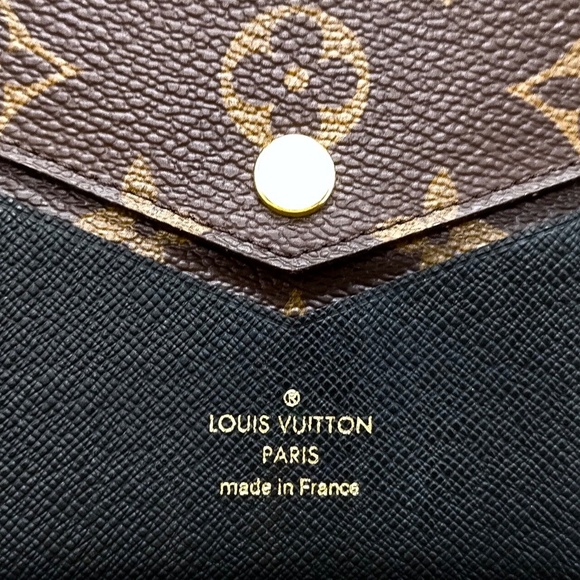 Louis Vuitton Monogram Daily Organizer - Picture 11 of 12